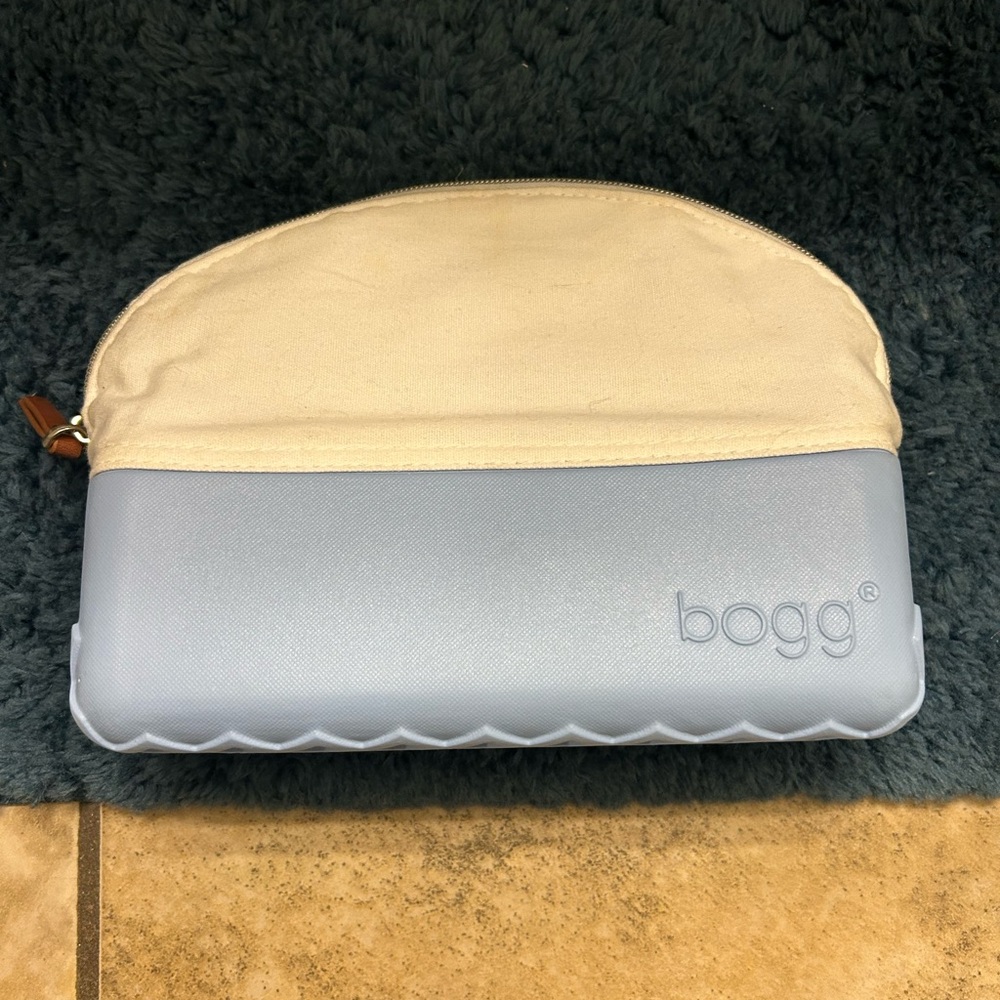BOGG bag for cosmetics.